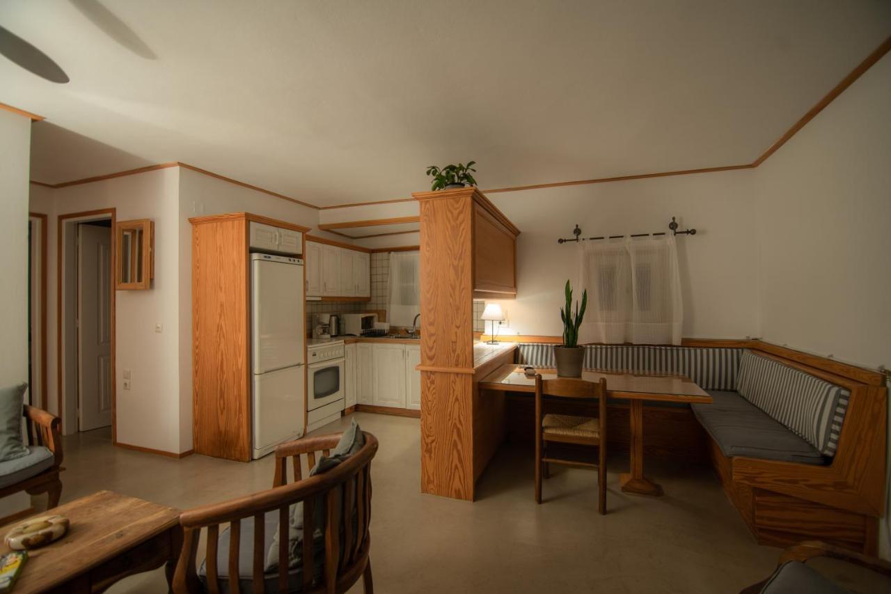 Kini Lotos Beach Home מראה חיצוני תמונה