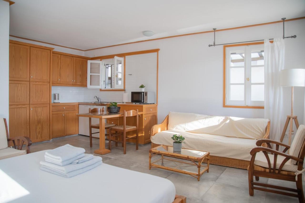 Kini Lotos Beach Home מראה חיצוני תמונה