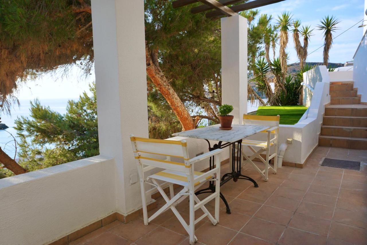 Kini Lotos Beach Home מראה חיצוני תמונה