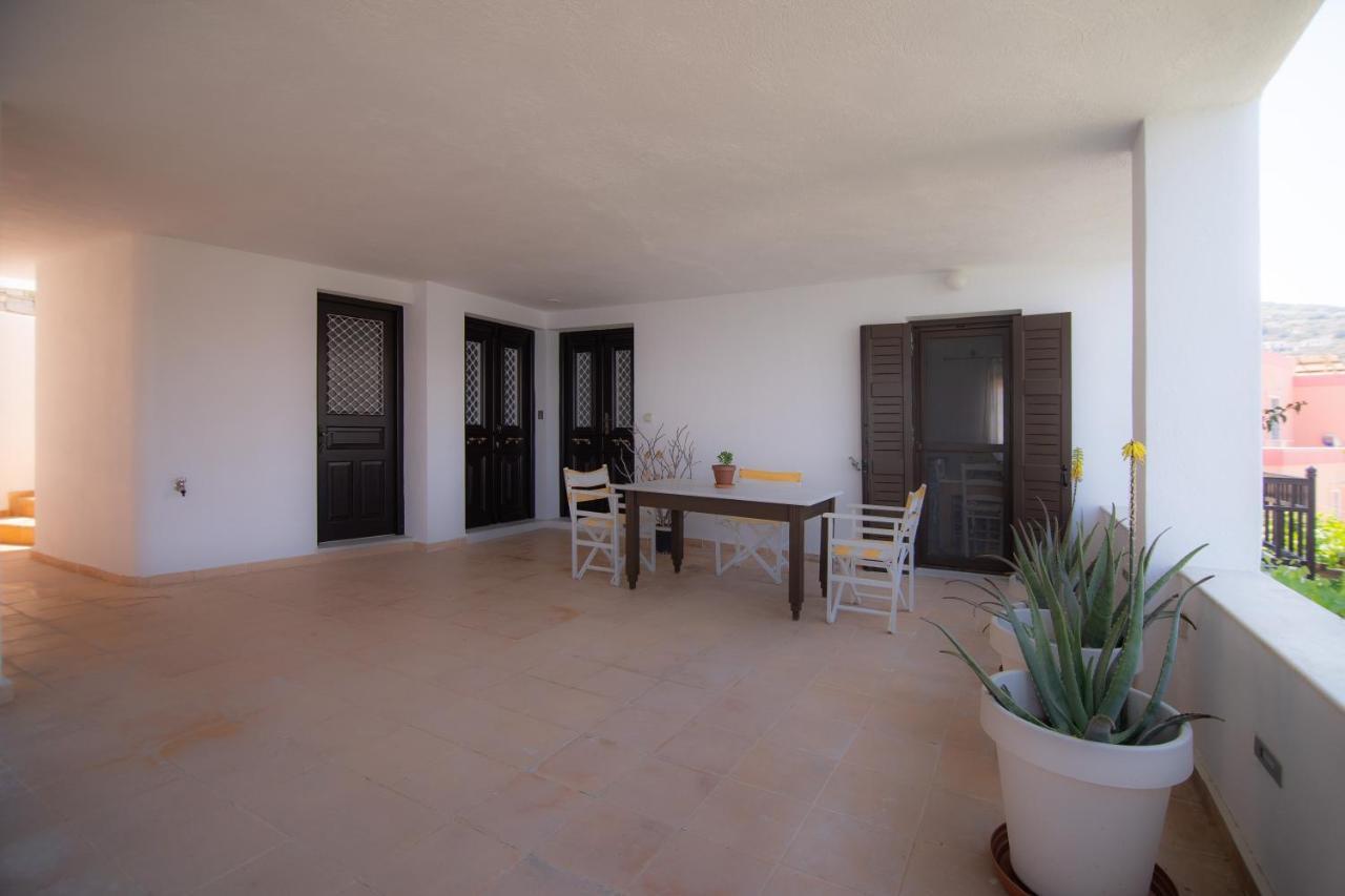 Kini Lotos Beach Home מראה חיצוני תמונה